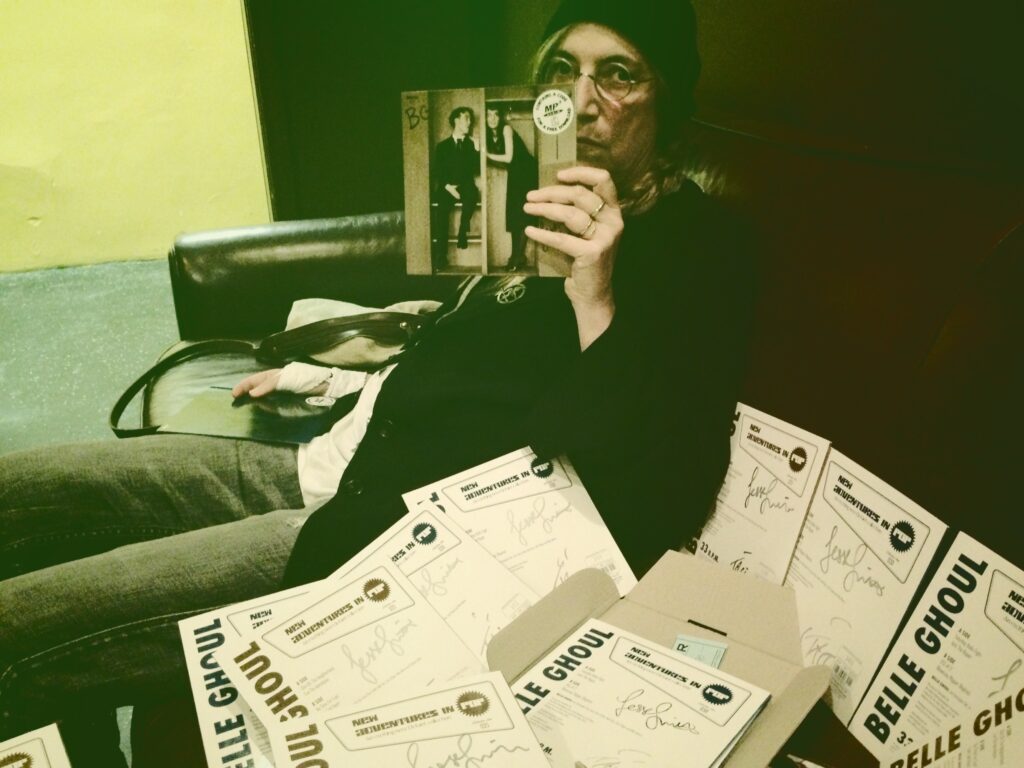 Imagen destacada de noticia: BELLE GHOUL: ¡Telonean a Patti Smith!